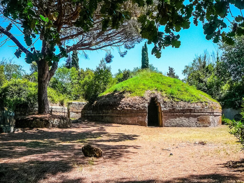 The Influence of Etruscan Architecture on Early Rome Explained Visually The Influence of Etruscan Architecture on Early Rome Explained Visually